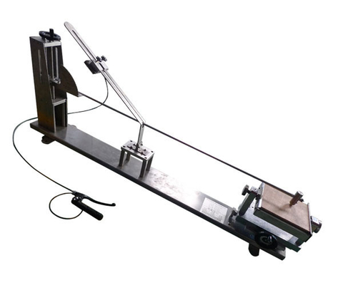 IEC0884-1 Gambar 22-26 Pendulum Palu Dampak Energi Rendah Vertikal Tester Untuk Uji Kekuatan Mekanik